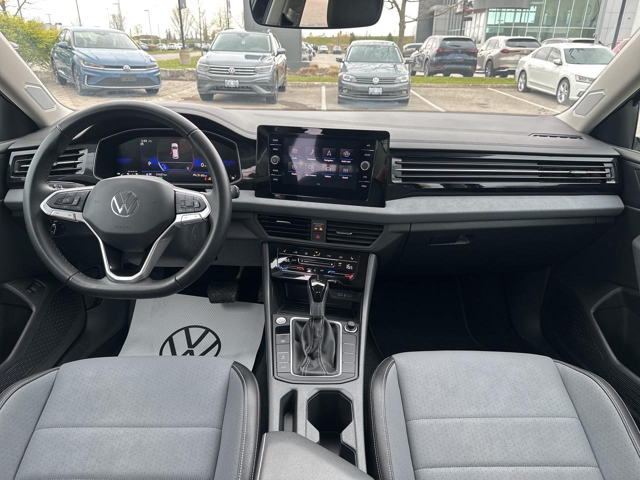 2025 Volkswagen Jetta Comfortline AUTO Photo