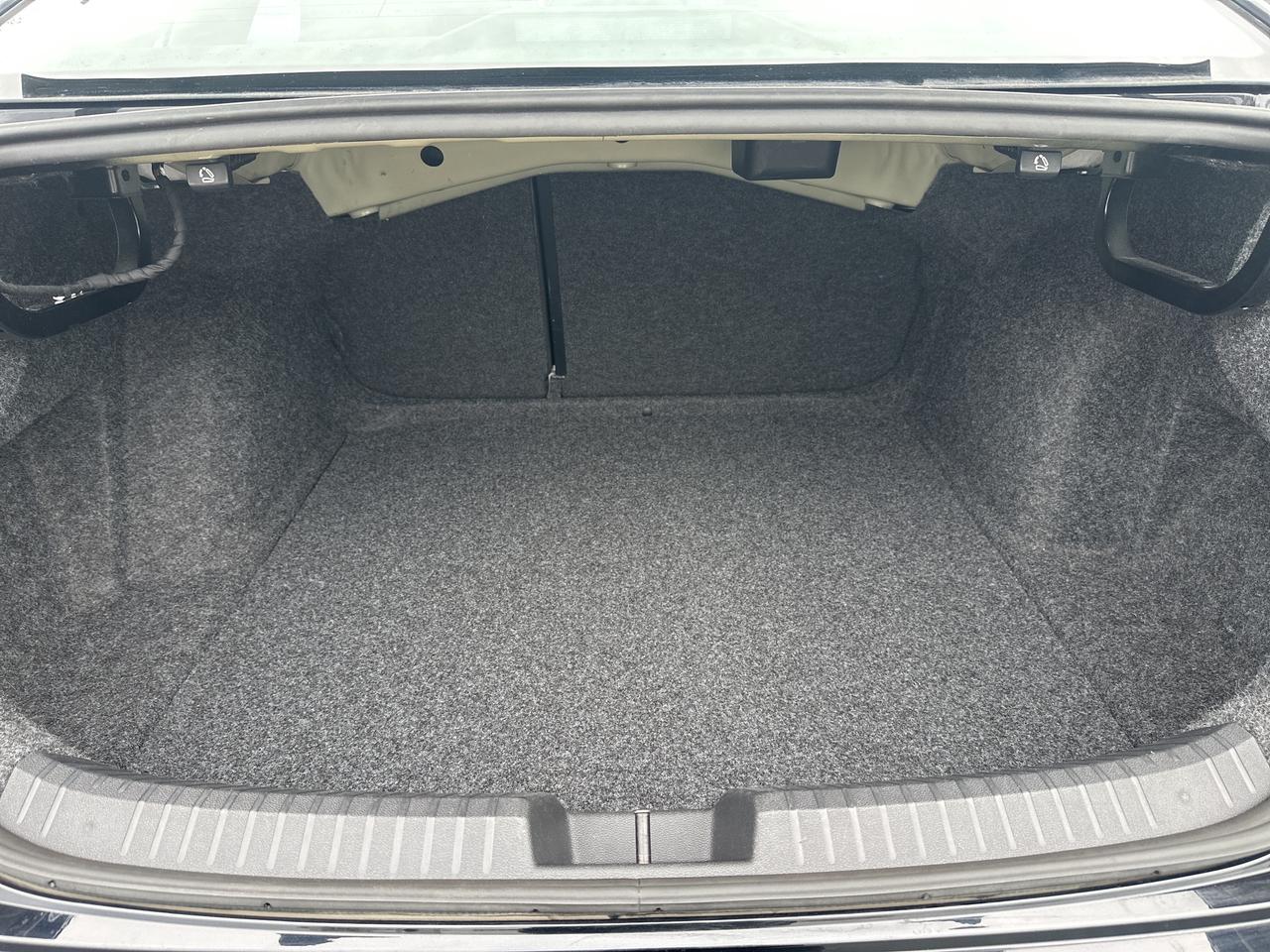 2025 Volkswagen Jetta Comfortline AUTO Photo