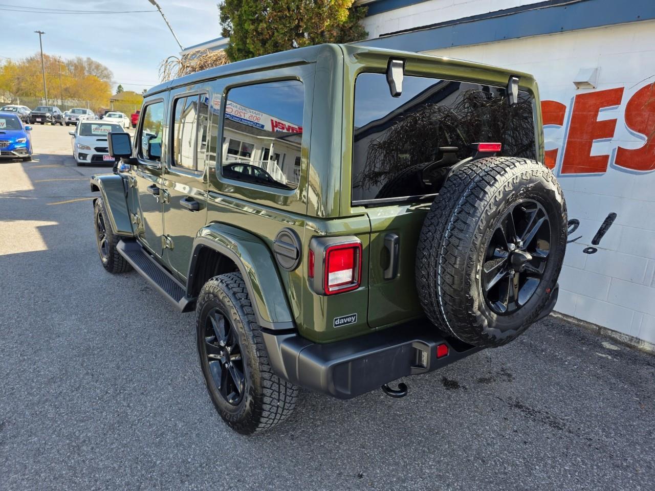 2023 Jeep Wrangler SAHARA 4DR 4X4 Photo