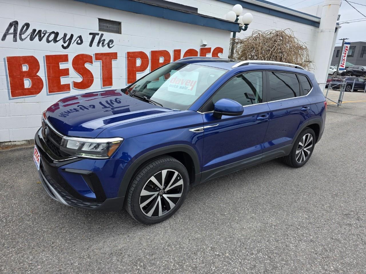 2023 Volkswagen Taos Comfortline 4dr All-Wheel Drive 4MOTION Photo