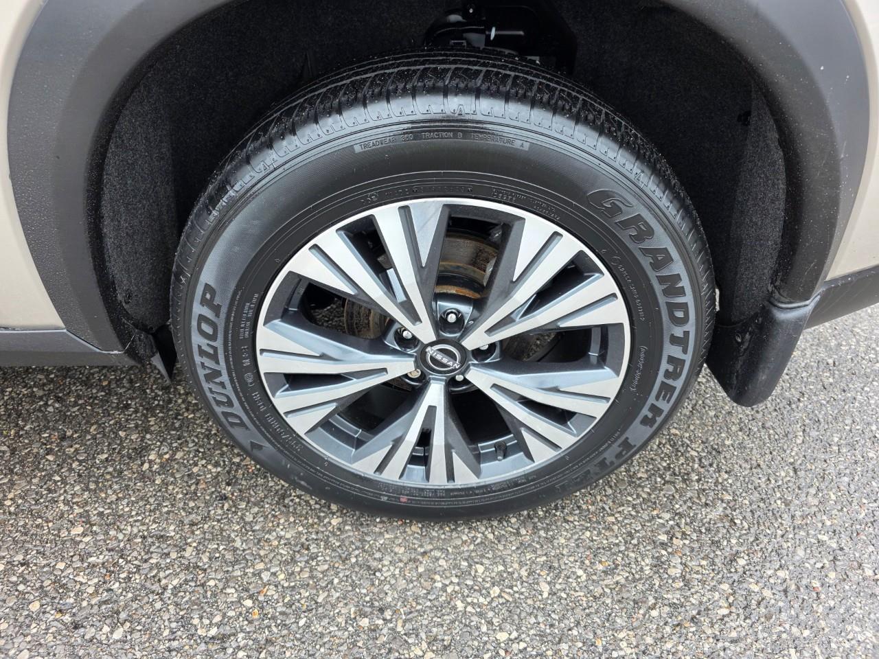 2023 Nissan Rogue SV Moonroof 4dr All-Wheel Drive Sport Utility Photo