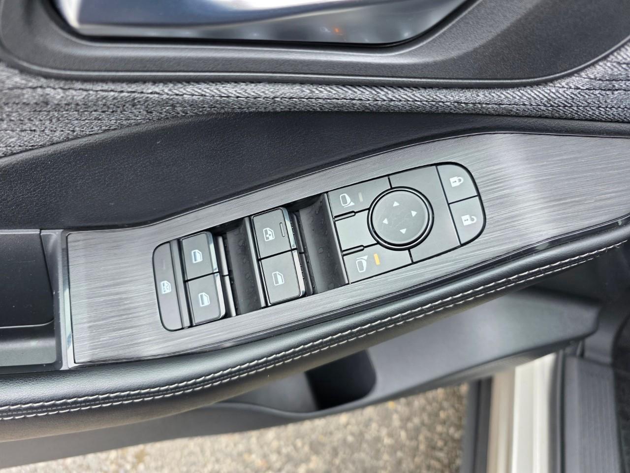 2023 Nissan Rogue SV Moonroof 4dr All-Wheel Drive Sport Utility Photo