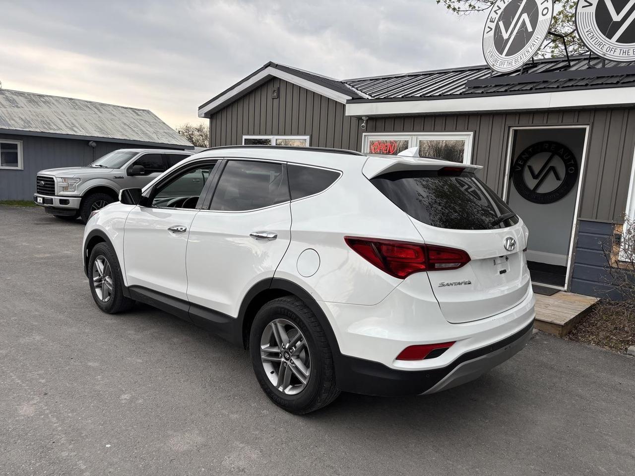 2017 Hyundai Santa Fe Sport  Photo