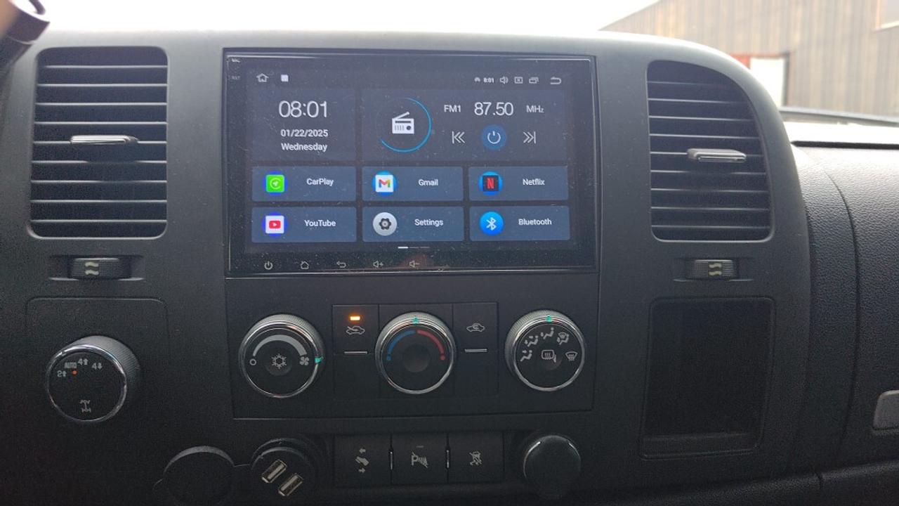 2011 GMC Sierra 1500 SLE Crew Cab 4WD   Clean Carfax   Apple Carplay  B Photo