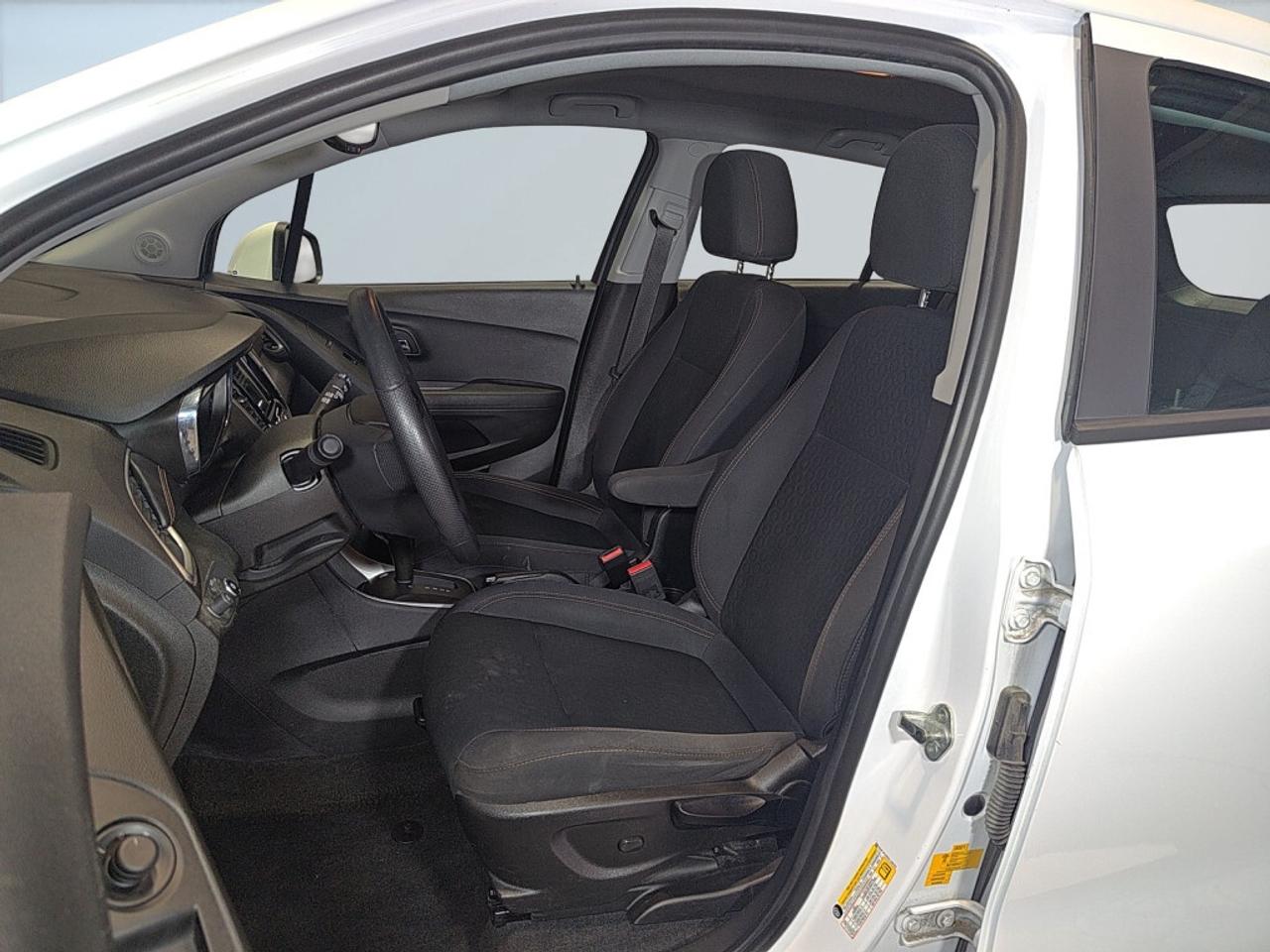 2019 Chevrolet Trax LS   Low KMs   Air & Auto Package   Back-Up Camera Photo