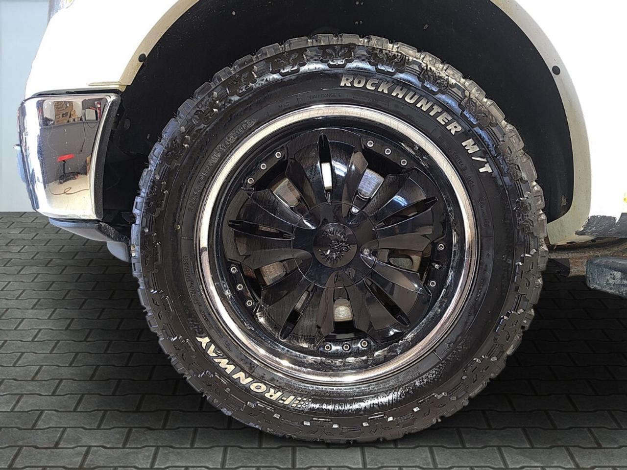 2011 Ford F-150 Lariat SuperCrew 4x4   EcoBoost V6   Moonroof   Re Photo