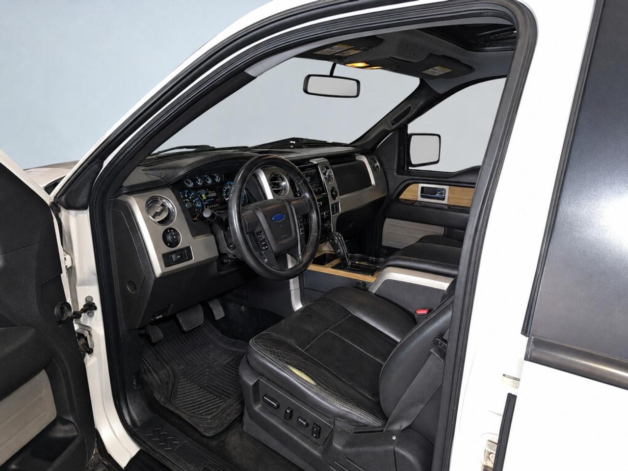 2011 Ford F-150 Lariat SuperCrew 4x4   EcoBoost V6   Moonroof   Re Photo