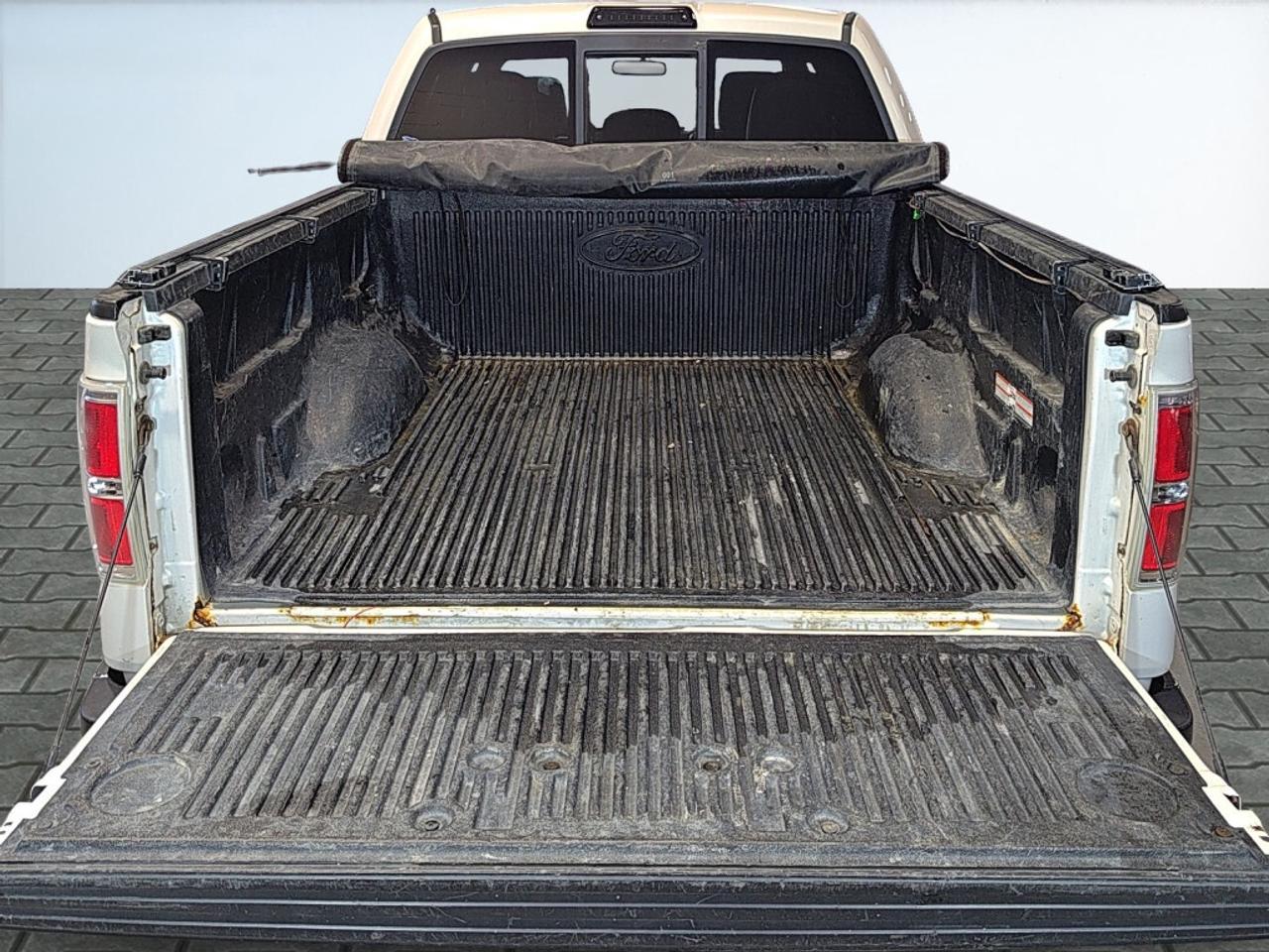 2011 Ford F-150 Lariat SuperCrew 4x4   EcoBoost V6   Moonroof   Re Photo