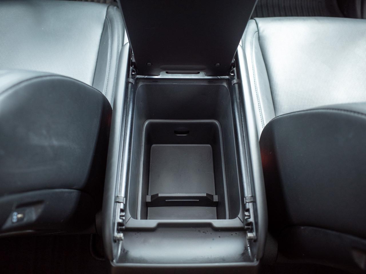 2024 Hyundai Santa Fe Ultimate Calligraphy - Dual Moonroof   Power Foldi Photo
