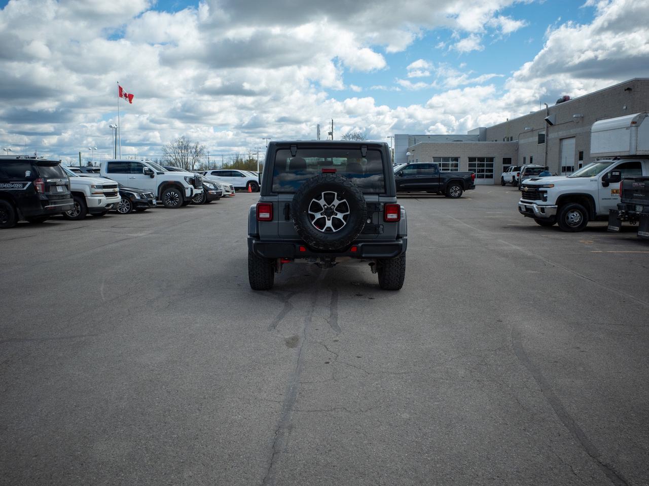 2023 Jeep Wrangler Rubicon - Premium Sound System   Rollover Protecti Photo