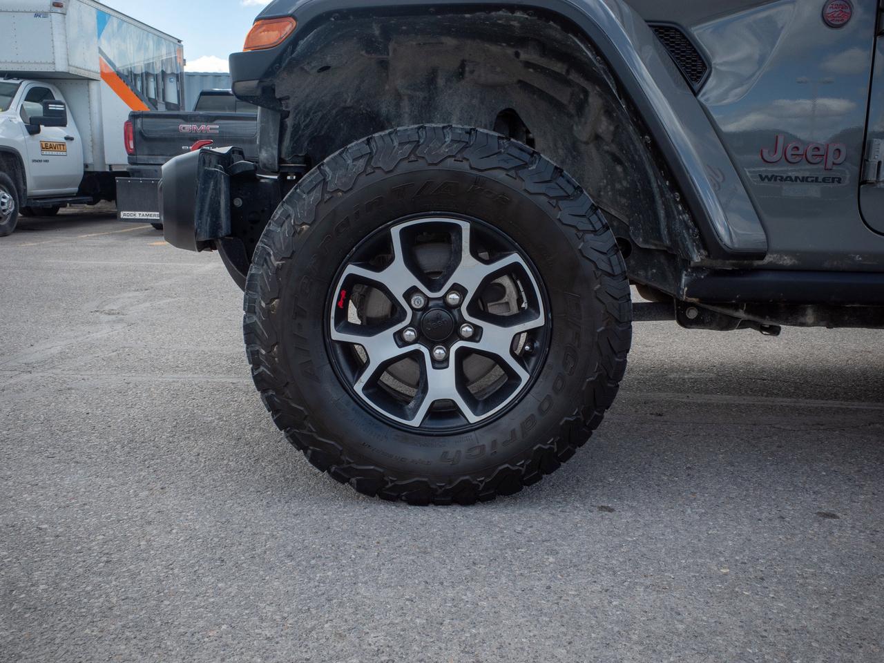 2023 Jeep Wrangler Rubicon - Premium Sound System   Rollover Protecti Photo