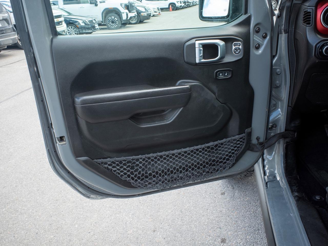2023 Jeep Wrangler Rubicon - Premium Sound System   Rollover Protecti Photo