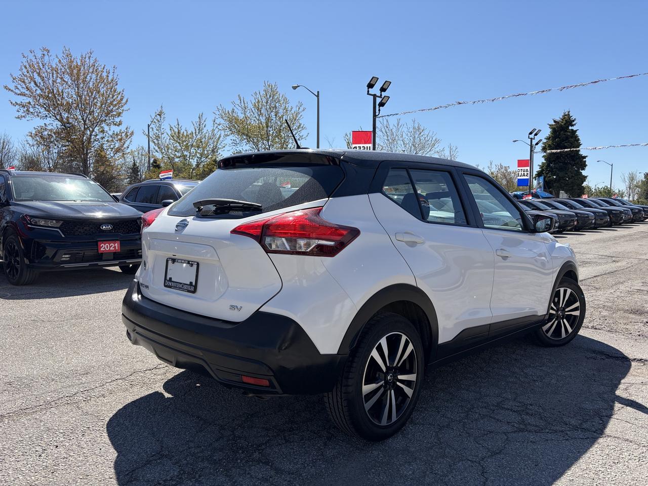 2019 Nissan Kicks SV Photo