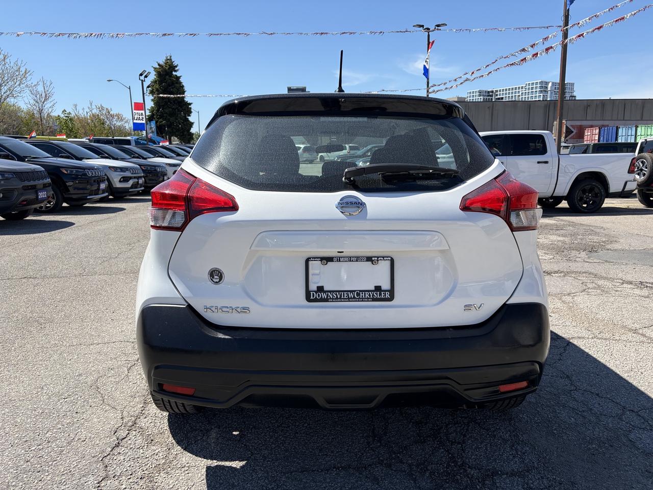 2019 Nissan Kicks SV Photo