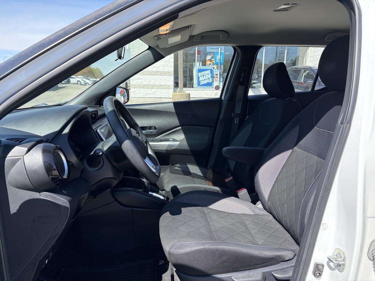 2019 Nissan Kicks SV Photo