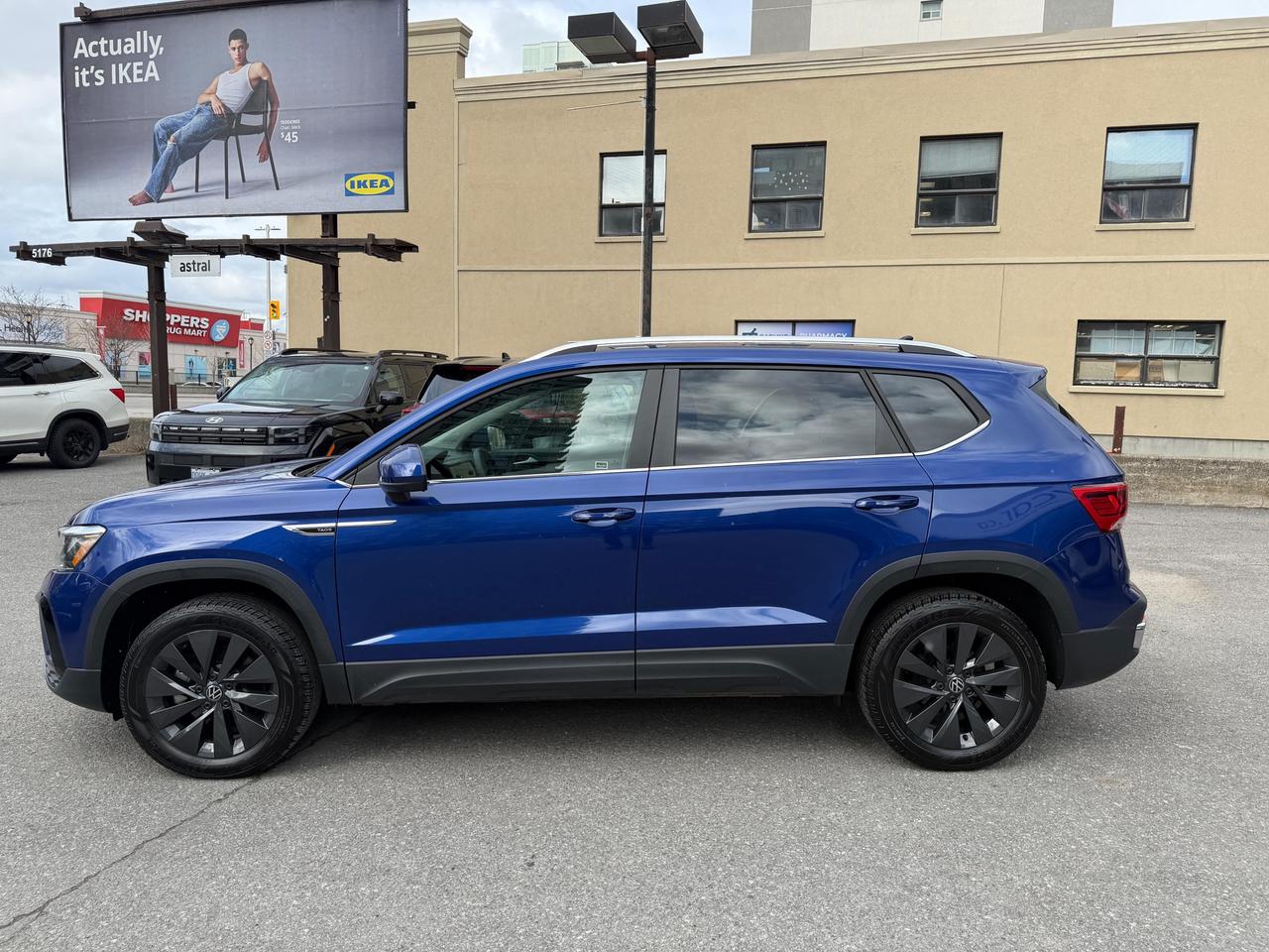 2023 Volkswagen Taos Comfortline 4dr Front-Wheel Drive Photo3