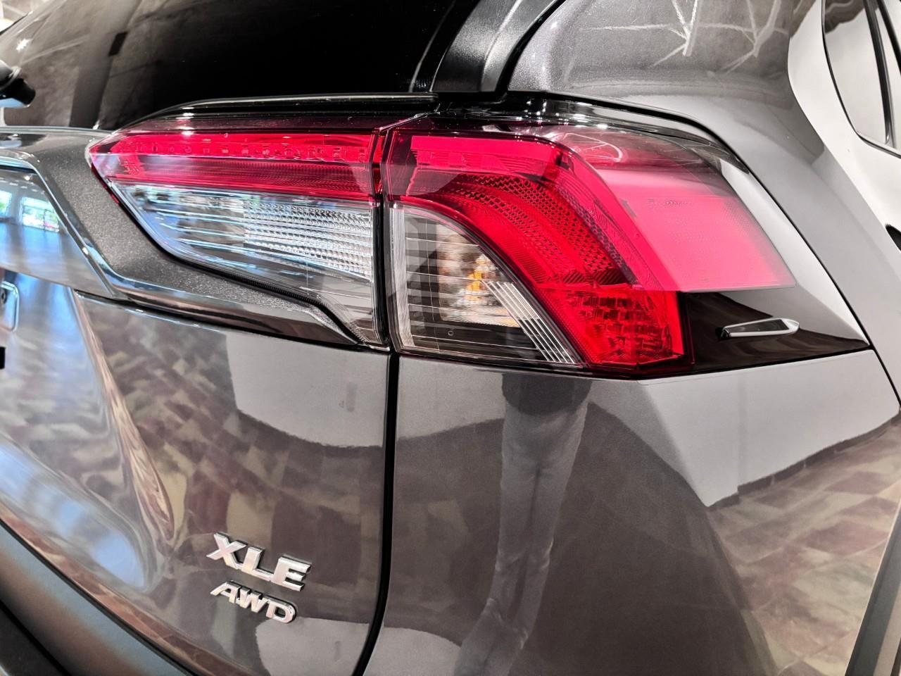 2023 Toyota RAV4 XLE Photo