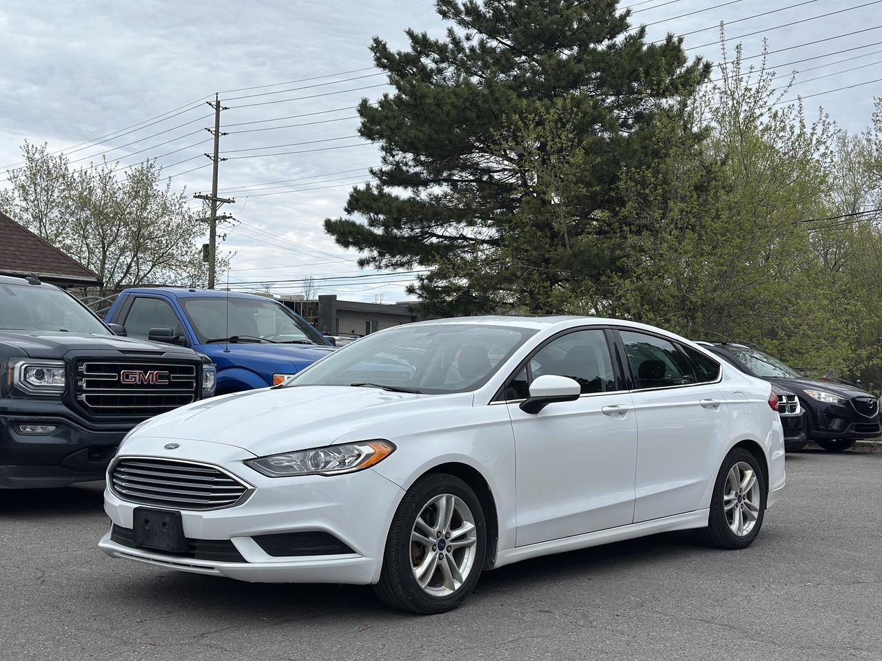 2018 Ford Fusion *LOW MILEAGE*NEW TIRES* NEW BRAKES* Photo