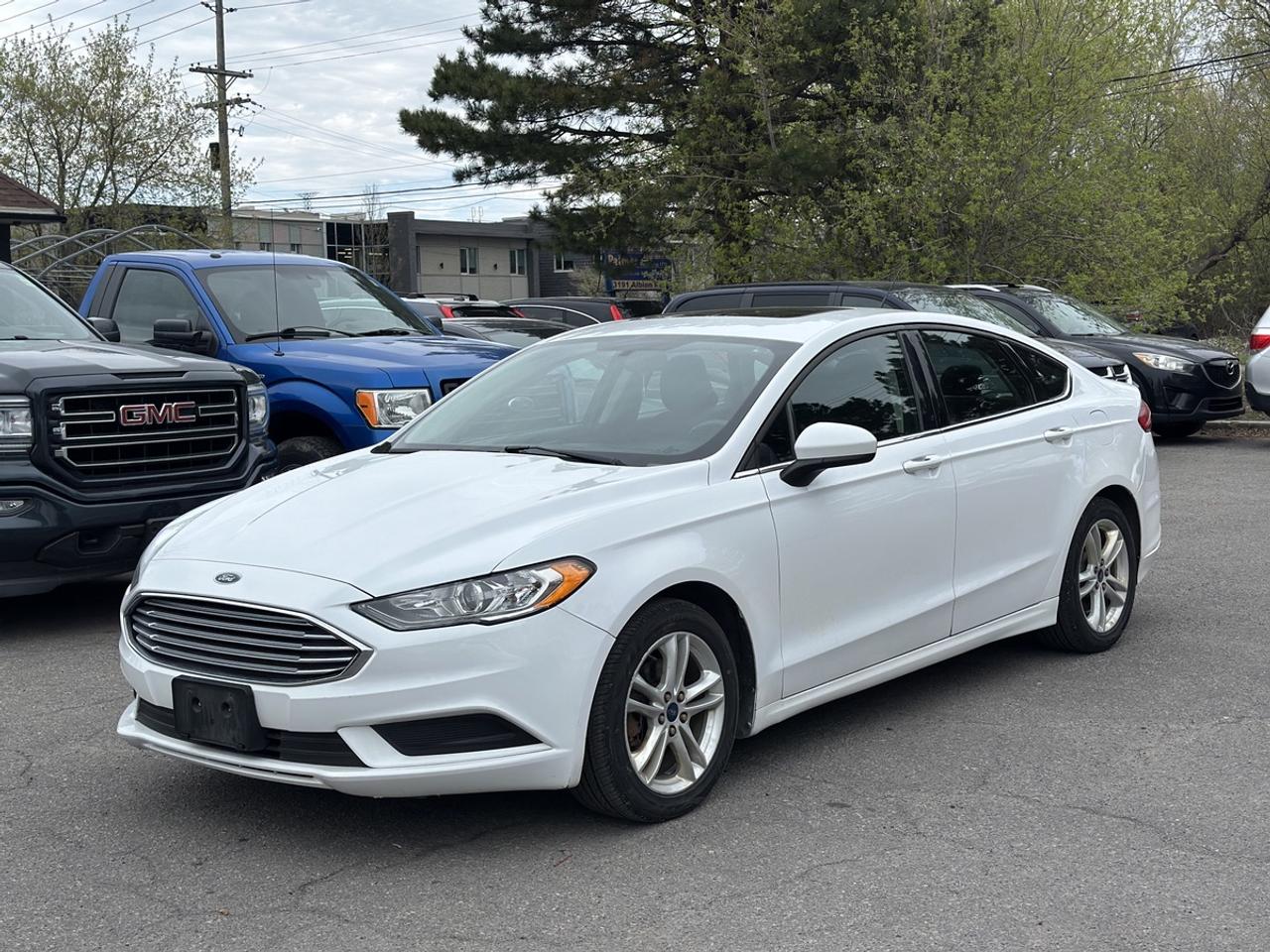 2018 Ford Fusion *LOW MILEAGE*NEW TIRES* NEW BRAKES* Photo