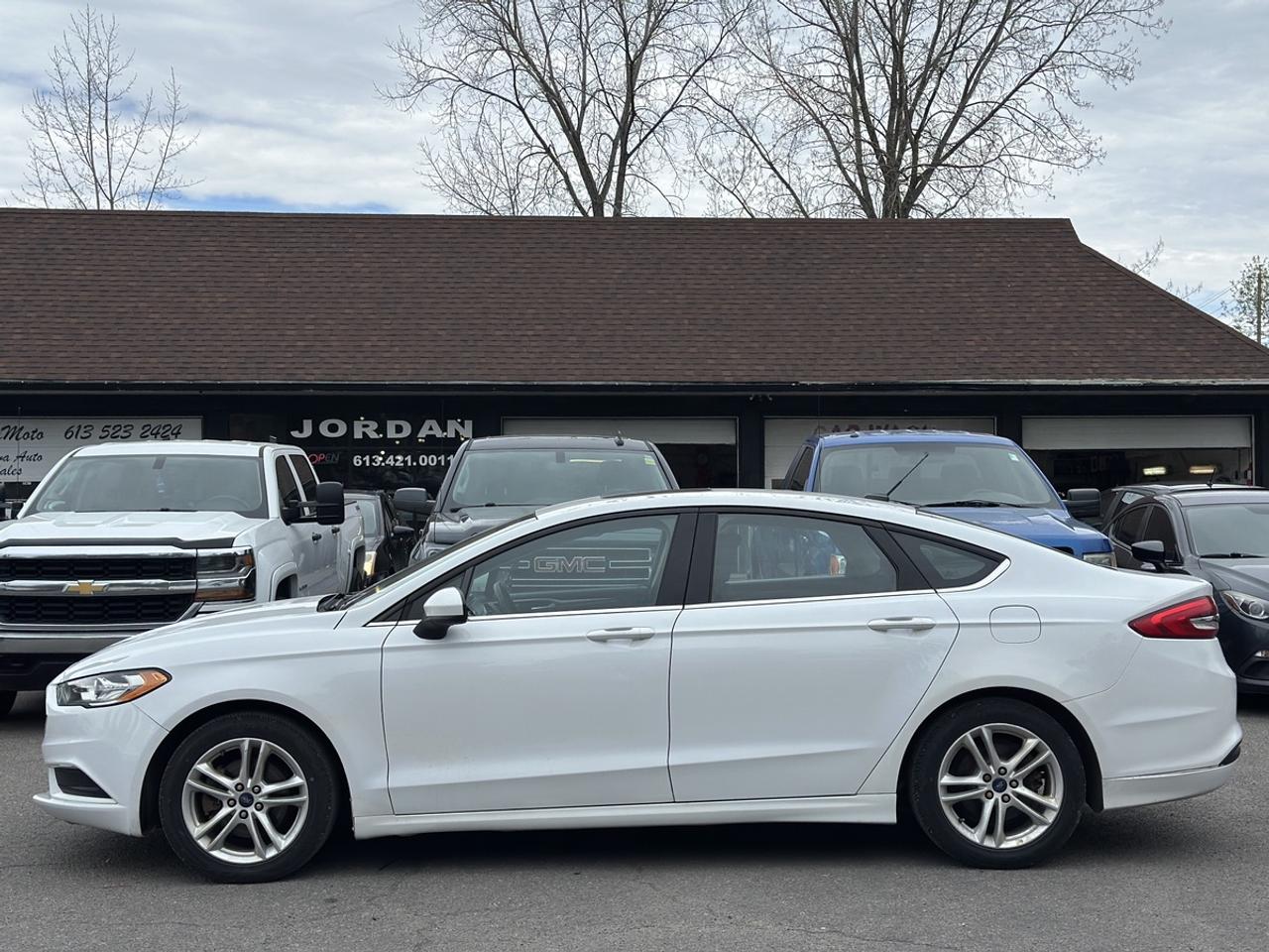 2018 Ford Fusion *LOW MILEAGE*NEW TIRES* NEW BRAKES* Photo