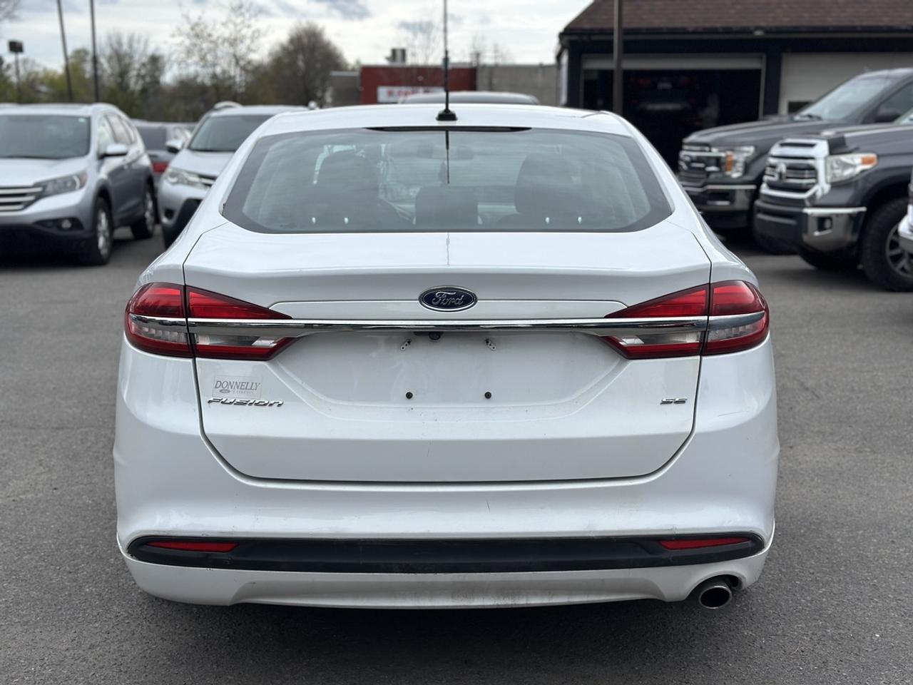 2018 Ford Fusion *LOW MILEAGE*NEW TIRES* NEW BRAKES* Photo