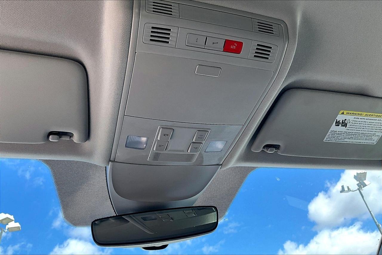 2024 Volkswagen Taos COMFORTLINE 4MOTION   REMOTE START   HEATED SEATS Photo
