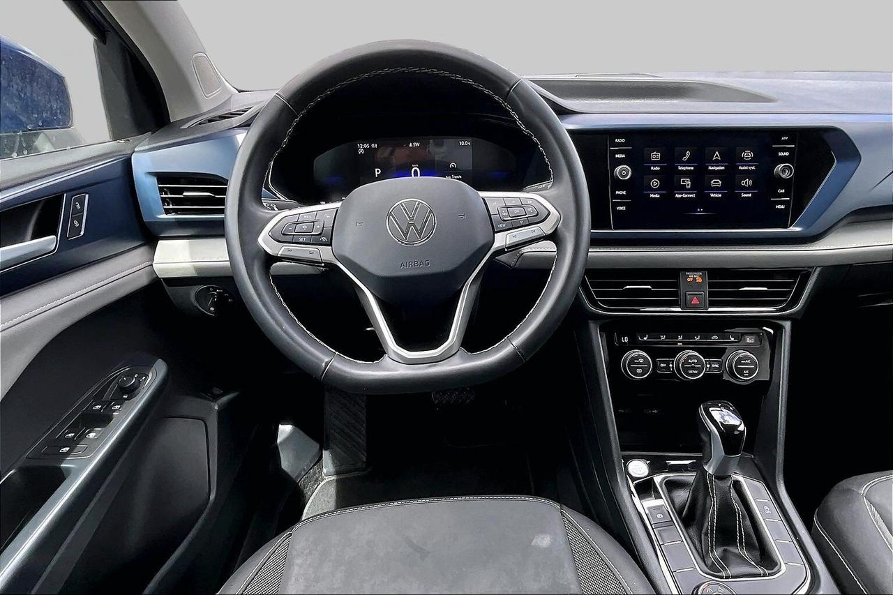 2024 Volkswagen Taos COMFORTLINE 4MOTION   REMOTE START   HEATED SEATS Photo2