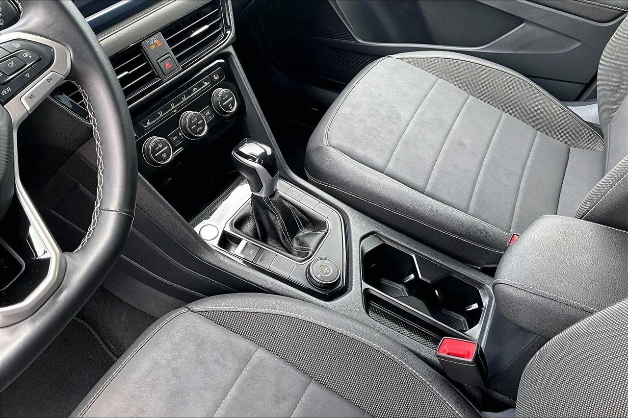 2024 Volkswagen Taos COMFORTLINE 4MOTION   REMOTE START   HEATED SEATS Photo