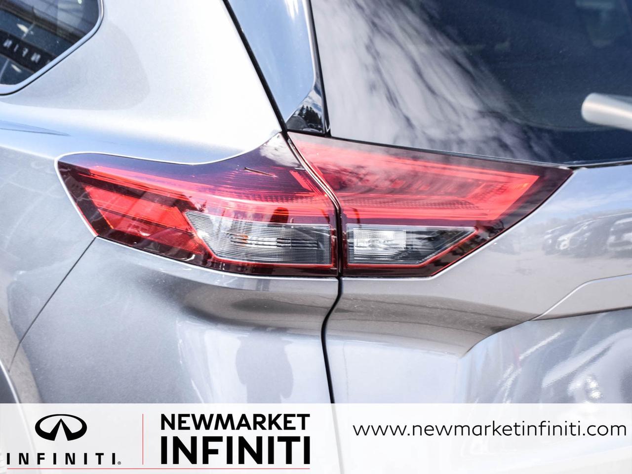 2023 Nissan Rogue AWD Platinum Photo