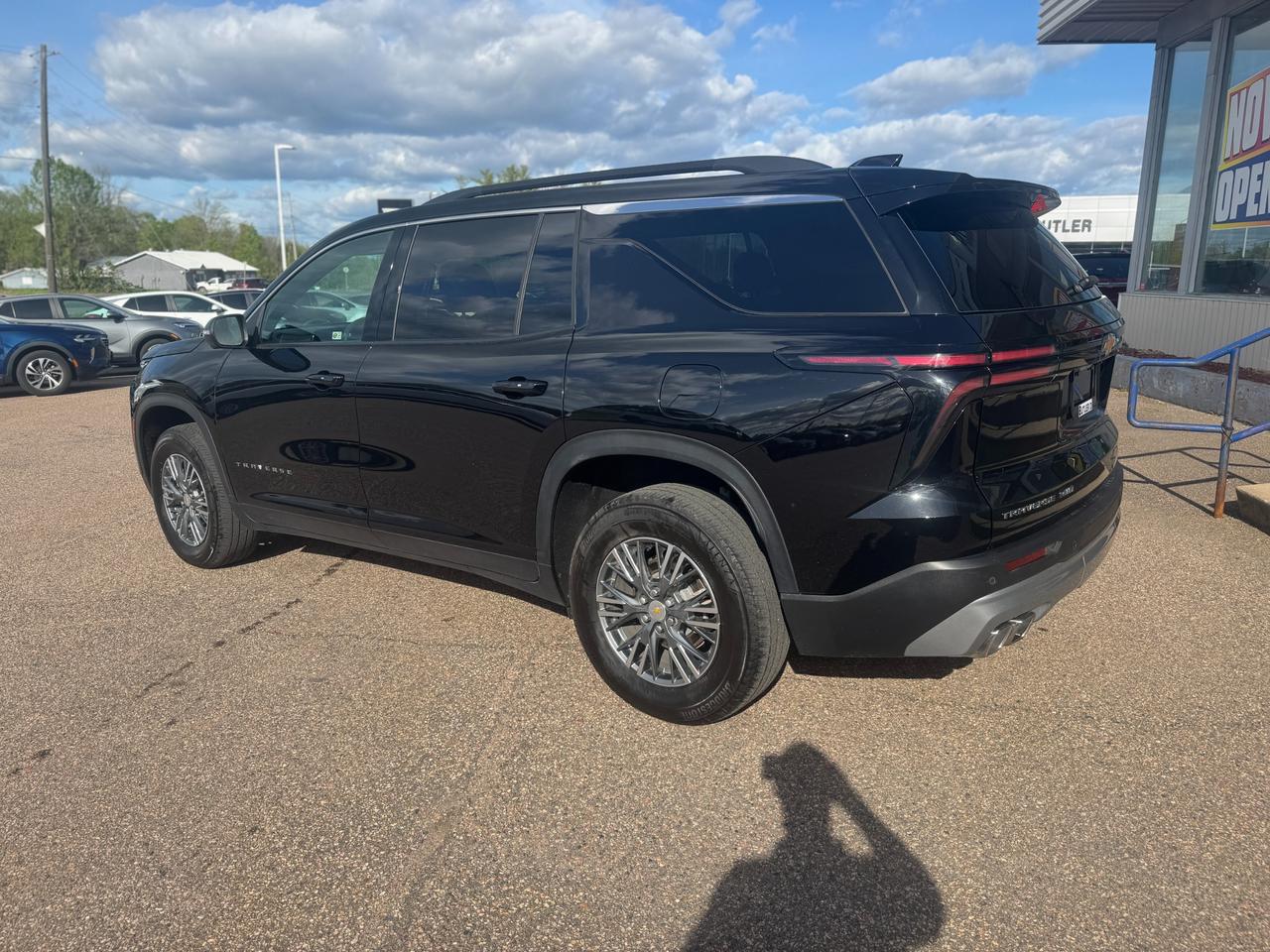 2024 Chevrolet Traverse LT 4dr All-Wheel Drive Photo