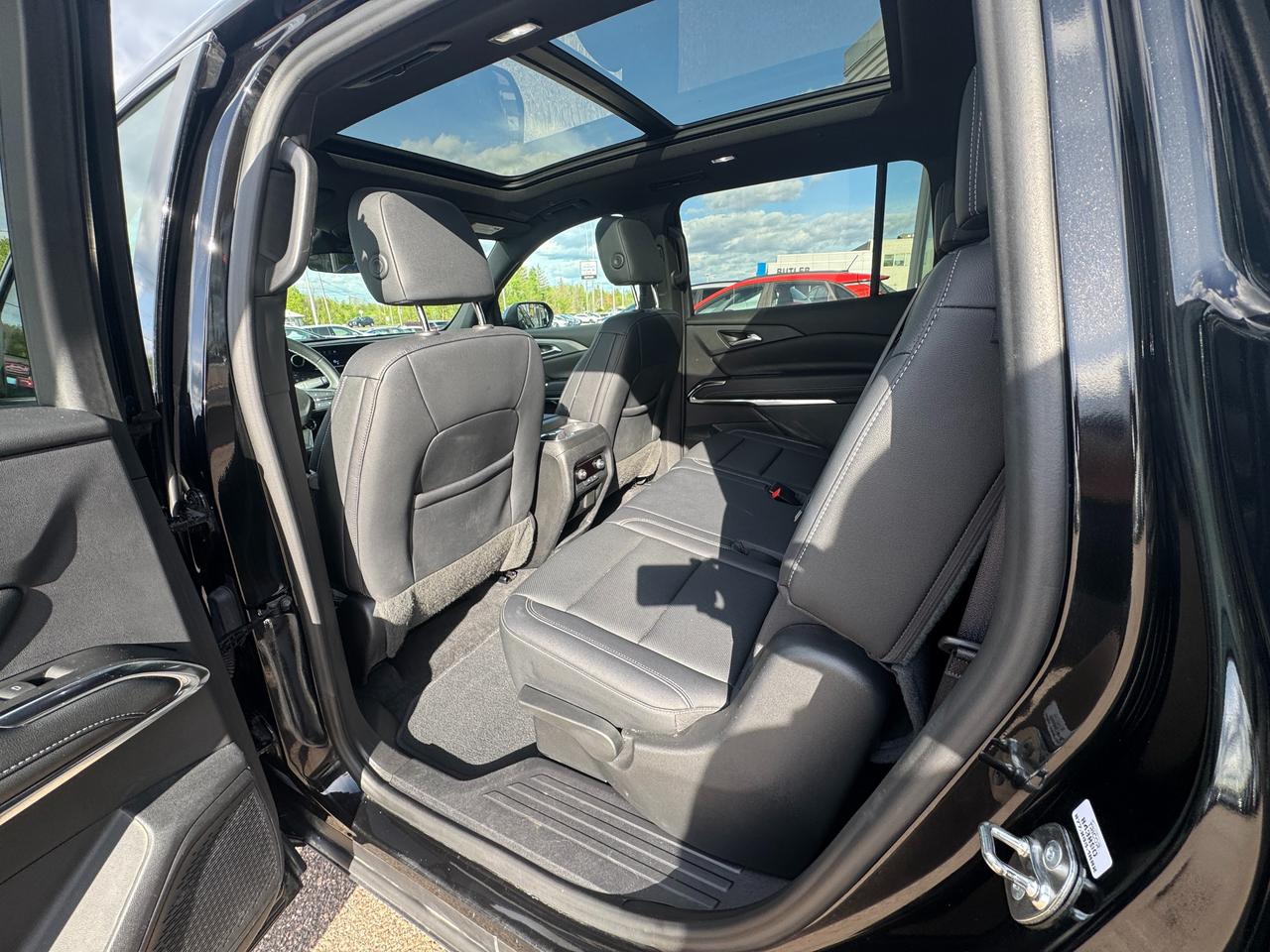 2024 Chevrolet Traverse LT 4dr All-Wheel Drive Photo