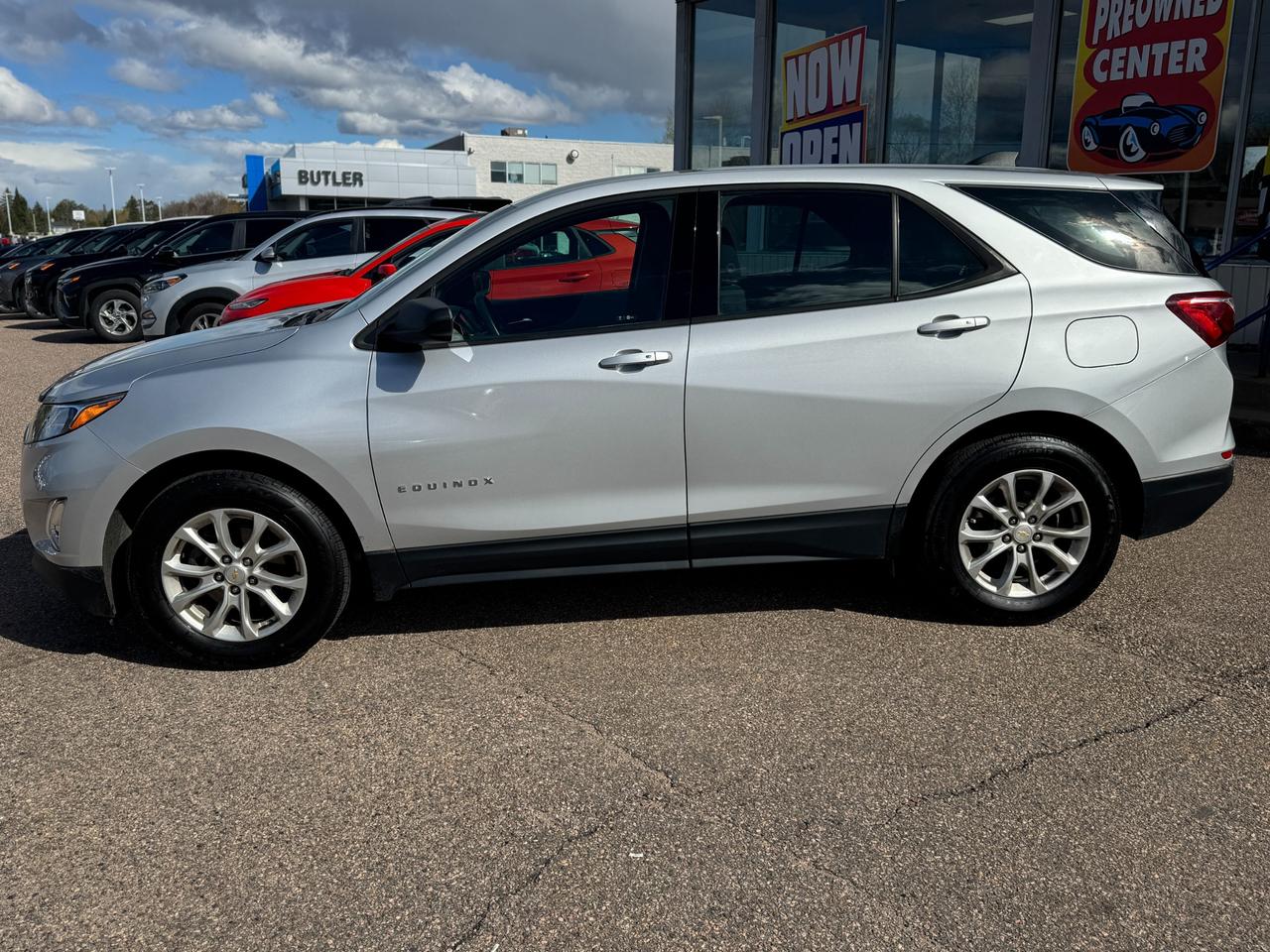 2018 Chevrolet Equinox LS Front-Wheel Drive Photo
