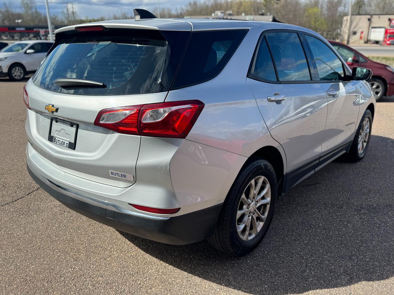 2018 Chevrolet Equinox LS Front-Wheel Drive Photo