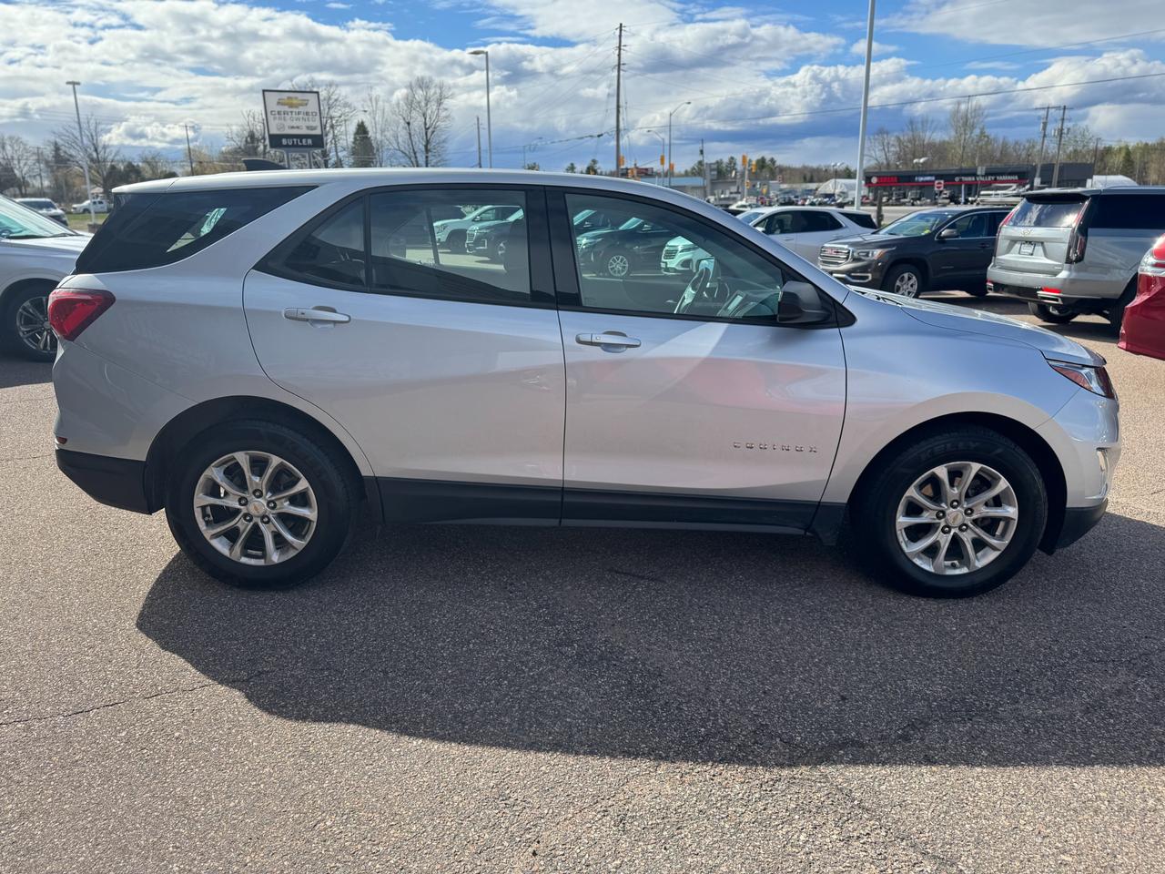 2018 Chevrolet Equinox LS Front-Wheel Drive Photo