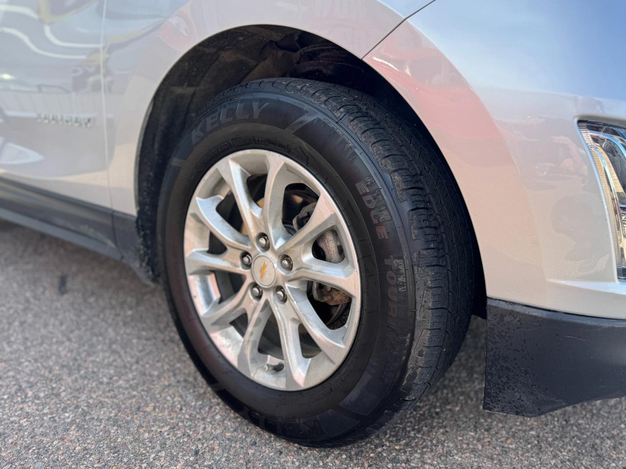 2018 Chevrolet Equinox LS Front-Wheel Drive Photo