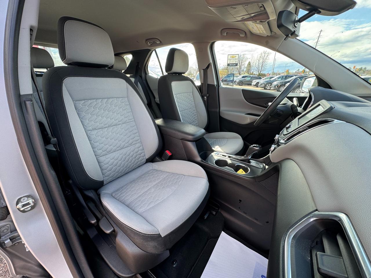 2018 Chevrolet Equinox LS Front-Wheel Drive Photo