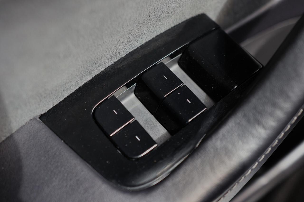 2018 Tesla Model 3 LONG RANGE-DUAL MOTOR-AWD/AUTOPILOT/FULL SELF DRIV Photo