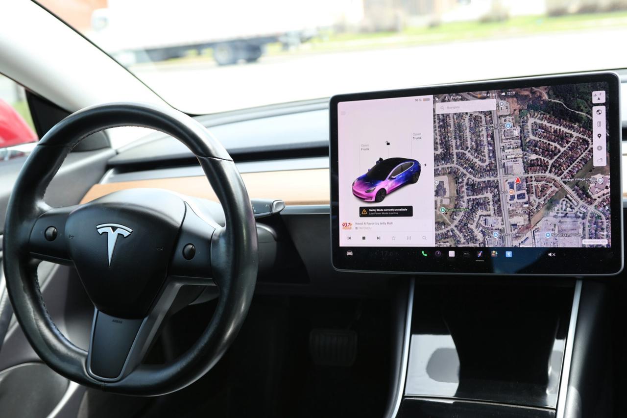 2018 Tesla Model 3 LONG RANGE-DUAL MOTOR-AWD/AUTOPILOT/FULL SELF DRIV Photo