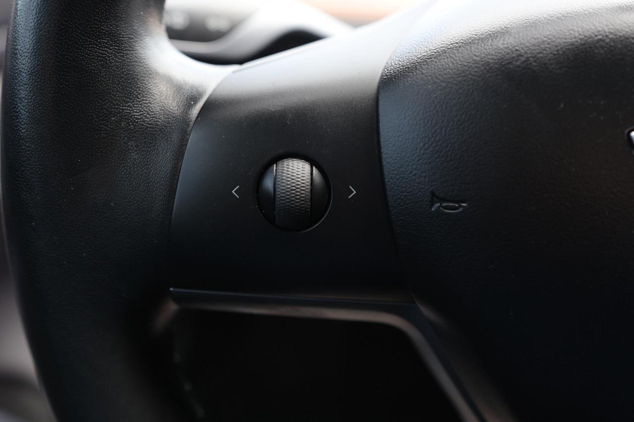 2018 Tesla Model 3 LONG RANGE-DUAL MOTOR-AWD/AUTOPILOT/FULL SELF DRIV Photo