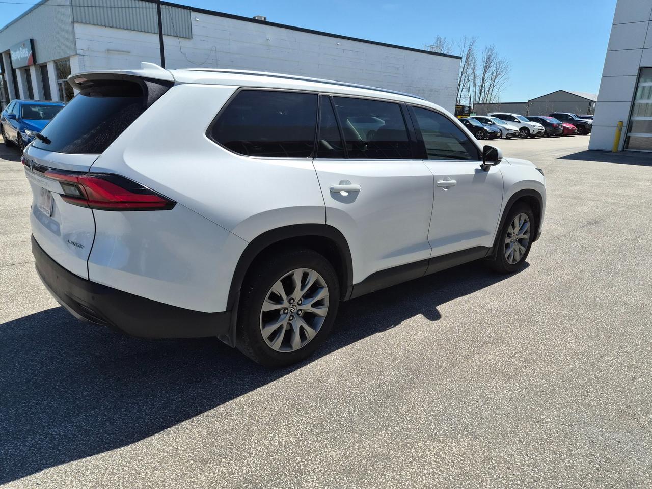 2024 Toyota Grand Highlander Limited 4dr All-Wheel Drive Photo3