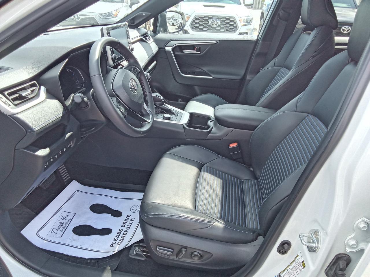2022 Toyota RAV4 Hybrid XSE 4dr All-Wheel Drive Photo3
