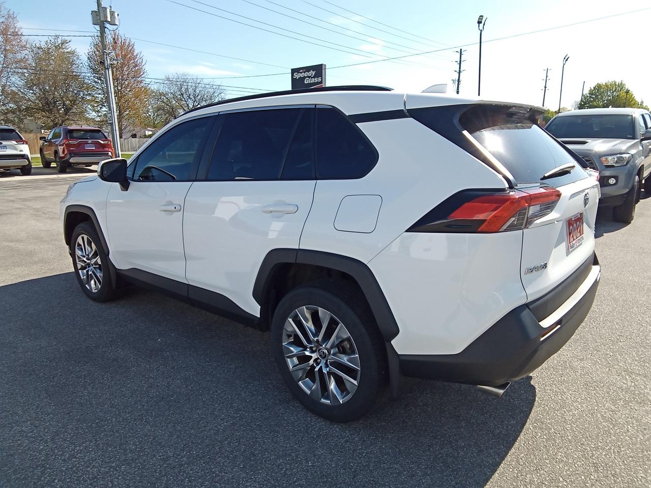 2021 Toyota RAV4 XLE 4dr All-wheel Drive Photo