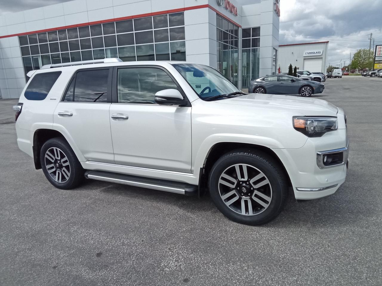 2019 Toyota 4Runner SR5 4dr 4x4 Photo4