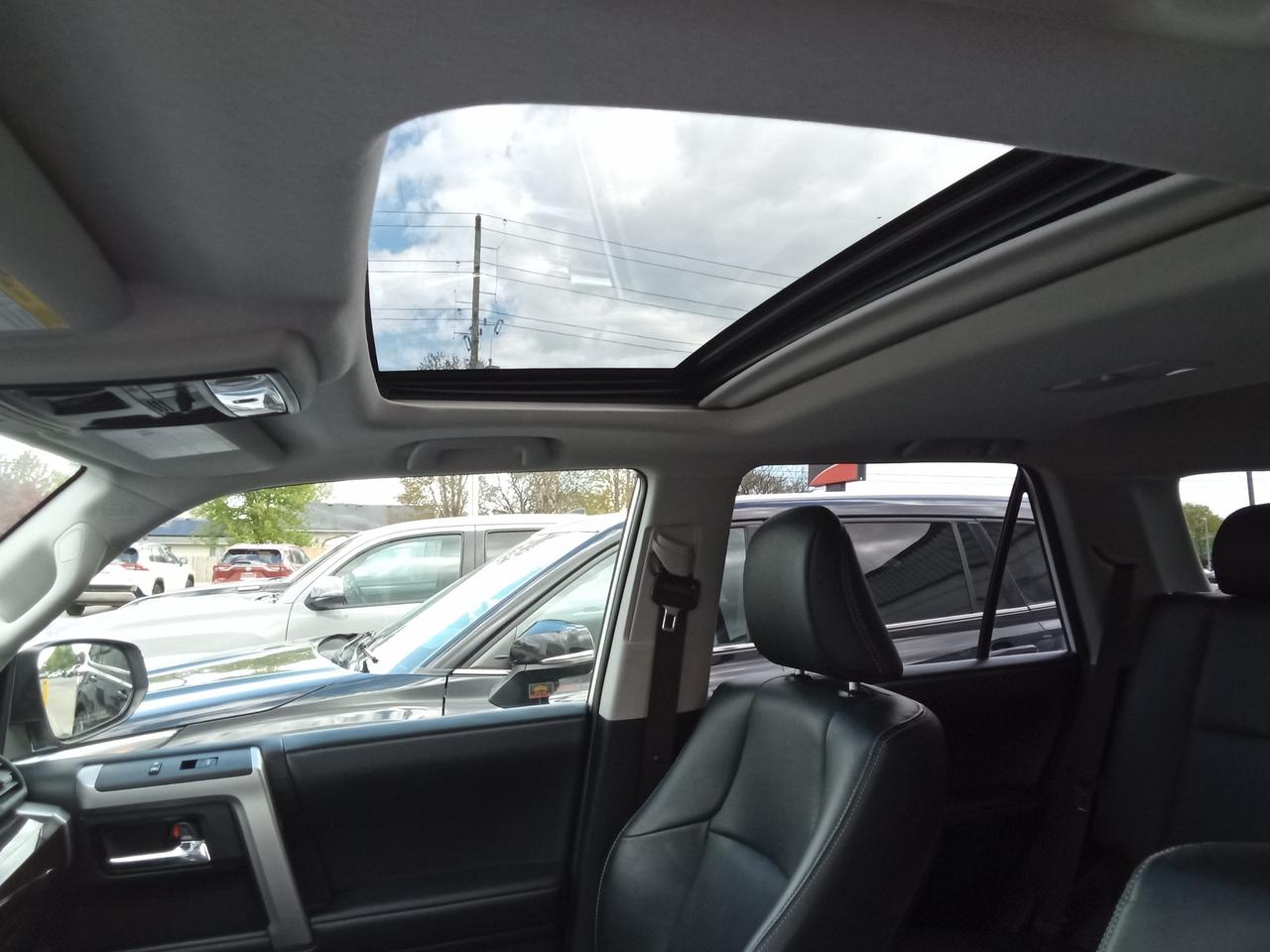 2019 Toyota 4Runner SR5 4dr 4x4 Photo