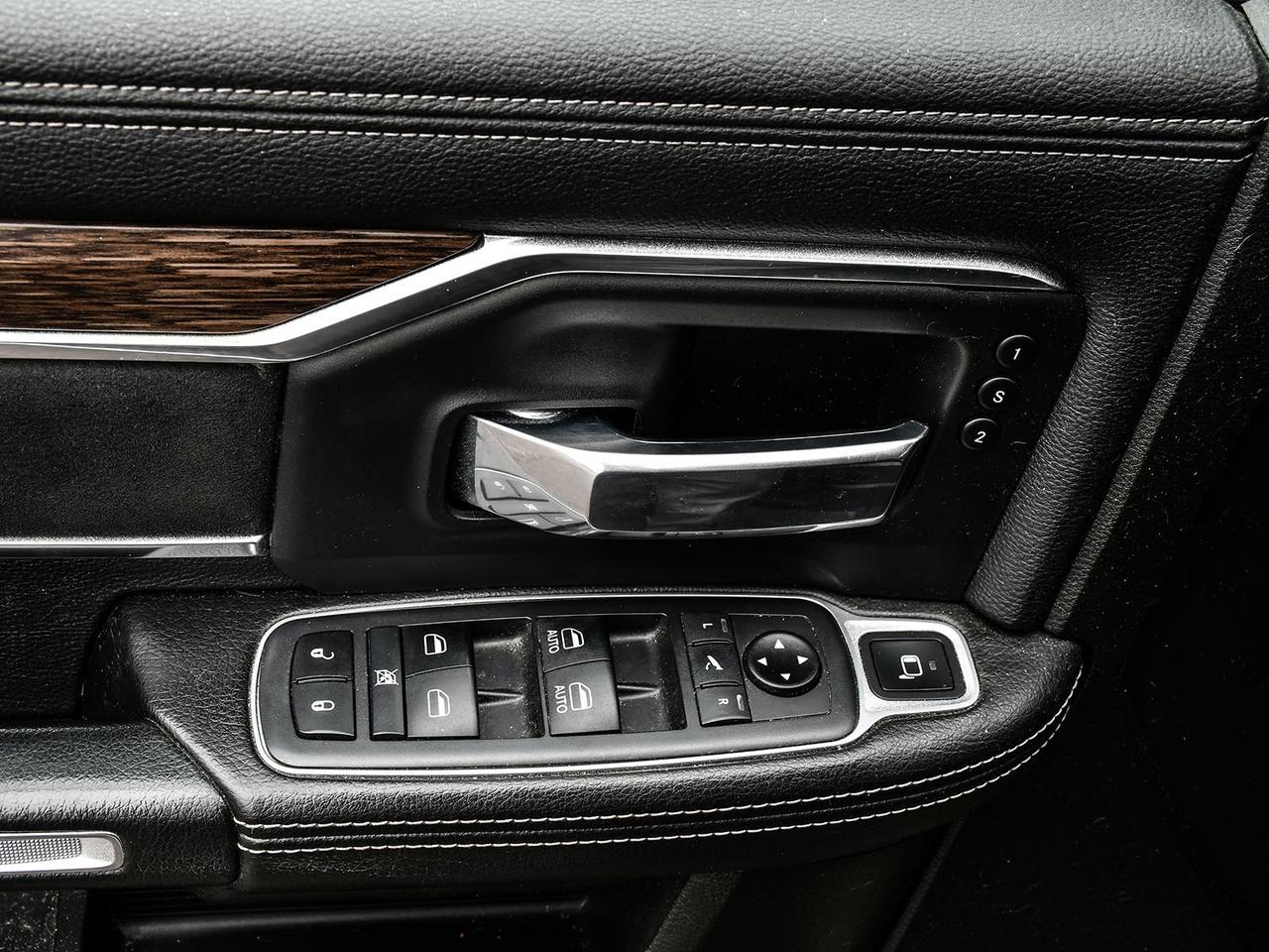 2019 RAM 2500 LARAMIE   4x4  IMMOBILIZER   5TH WHEEL   BT   CAM Photo
