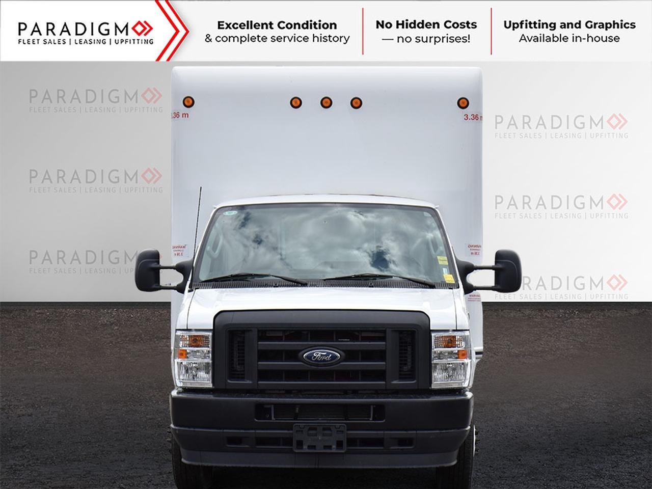 2025 Ford E-450 176" 16 ft Cube Box Standard Truck With Liftgate Photo4