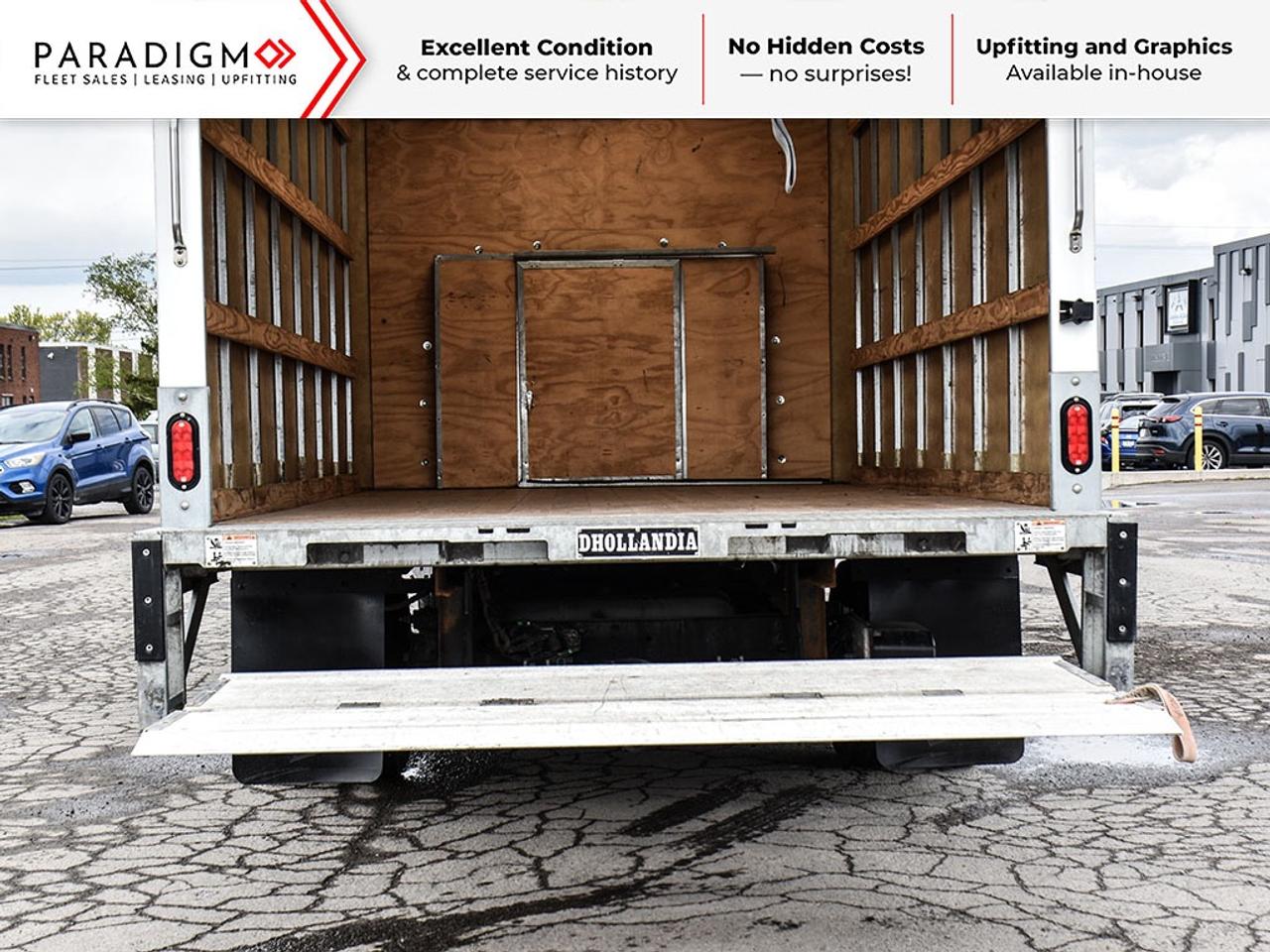 2025 Ford E-450 176" 16 ft Cube Box Standard Truck With Liftgate Photo