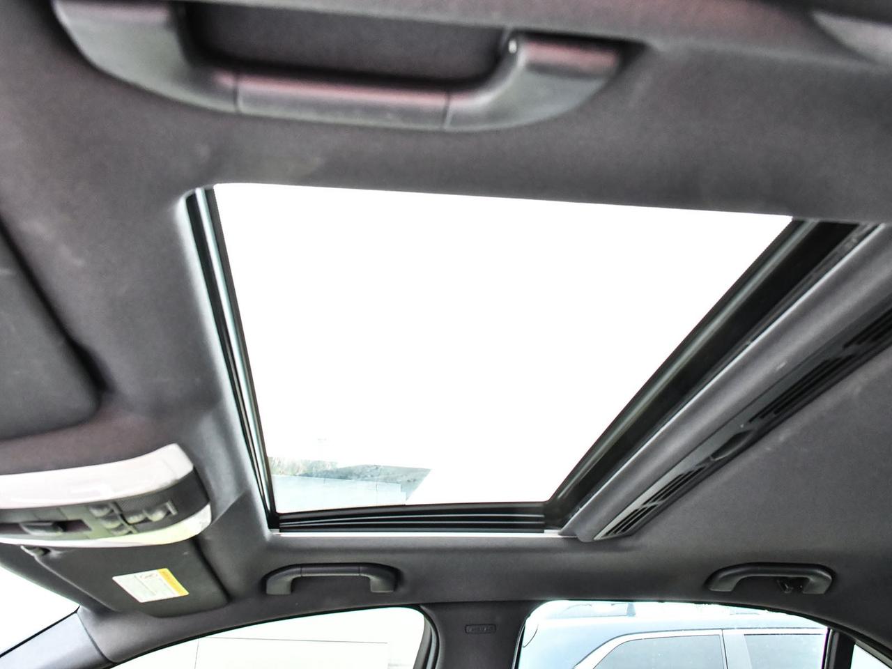 2013 Mercedes-Benz C-Class 4MATIC   V6   AWD   LEATHER   SUNROOF   SOLD ASIS Photo