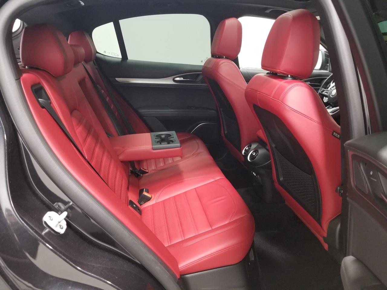 2022 Alfa Romeo Stelvio Ti 4dr All-Wheel Drive Photo