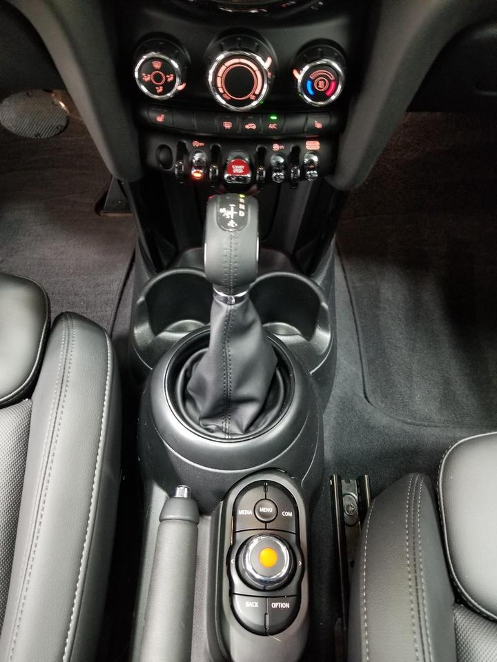 2019 MINI 3 Door Cooper S 2dr Hatchback Photo